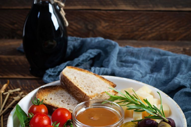 Zeytinyağlı Salata ve Kilo Kontrolü